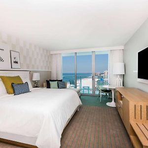 Grand Deluxe King Room Partial Gulf View